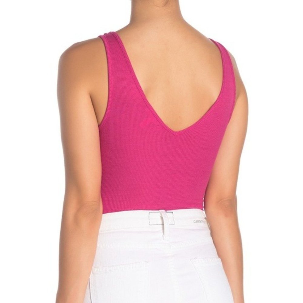 NWOT Abound Ribbed V-Neck Pink  Bodysuit Small - Picture 2 of 3